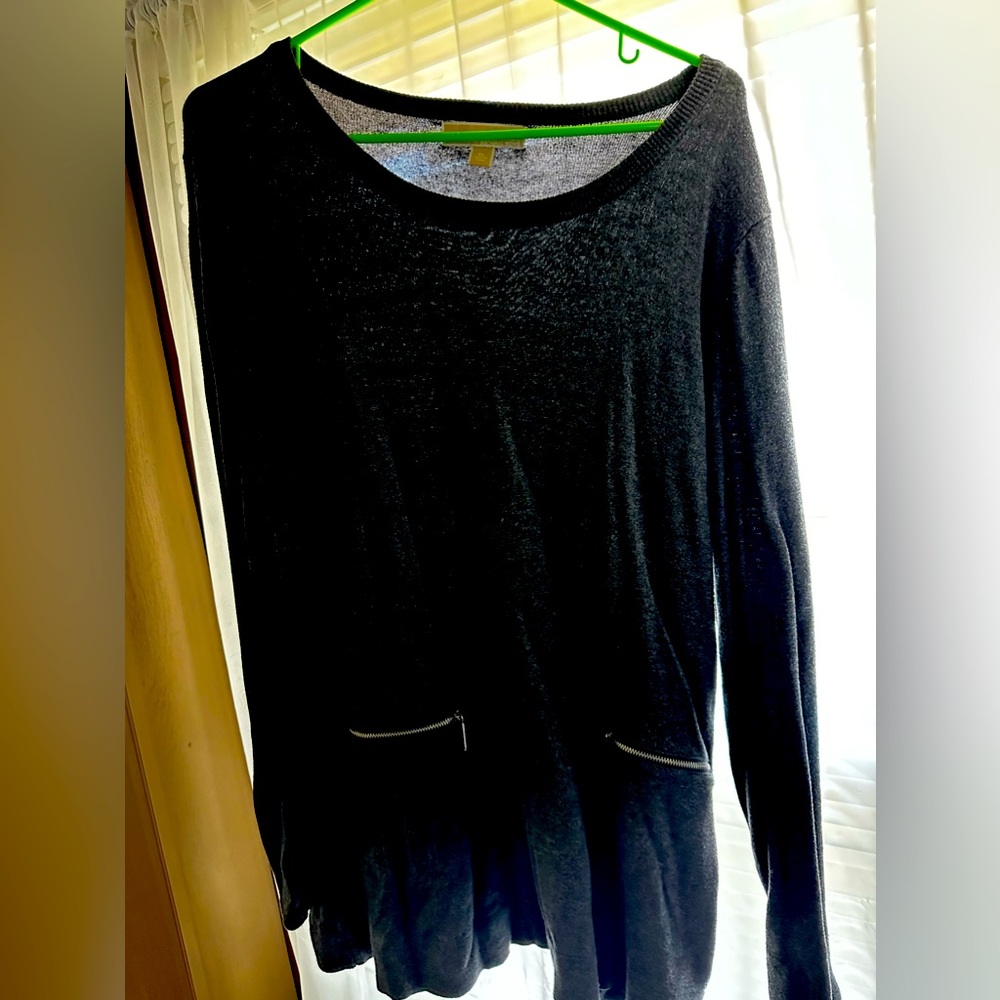 Michael kors long sleeve sweater (xl)